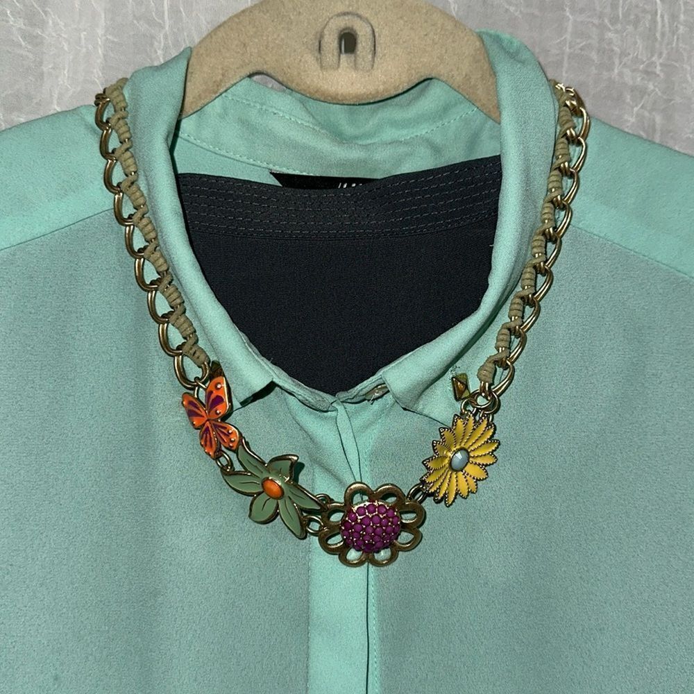 lia sophia Rare Pastel Artsy Floral Leather Gold Tone Chunky Chain Necklace